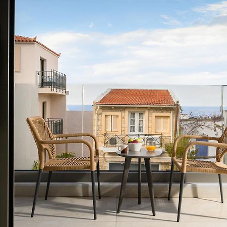 Villa Nicole - Private Pool & Rooftop Jacuzzi Limenas Chersonisou Exterior foto