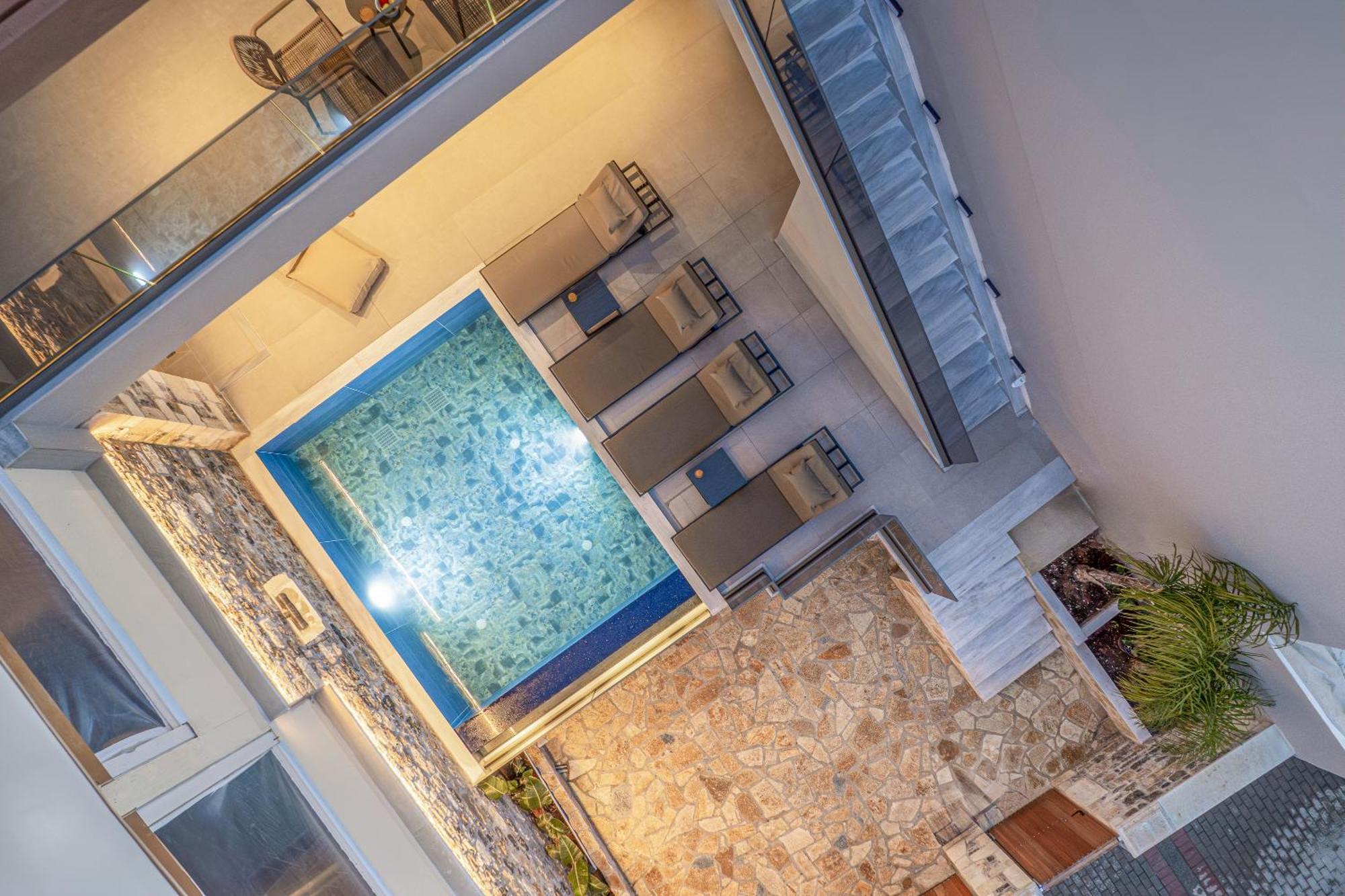 Villa Nicole - Private Pool & Rooftop Jacuzzi Limenas Chersonisou Exterior foto
