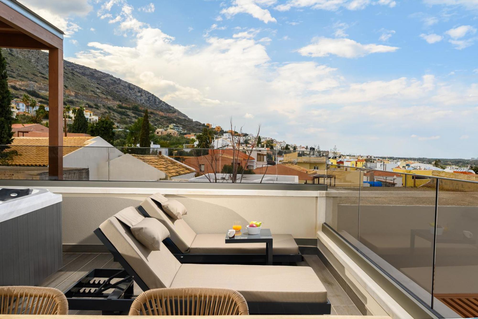 Villa Nicole - Private Pool & Rooftop Jacuzzi Limenas Chersonisou Exterior foto