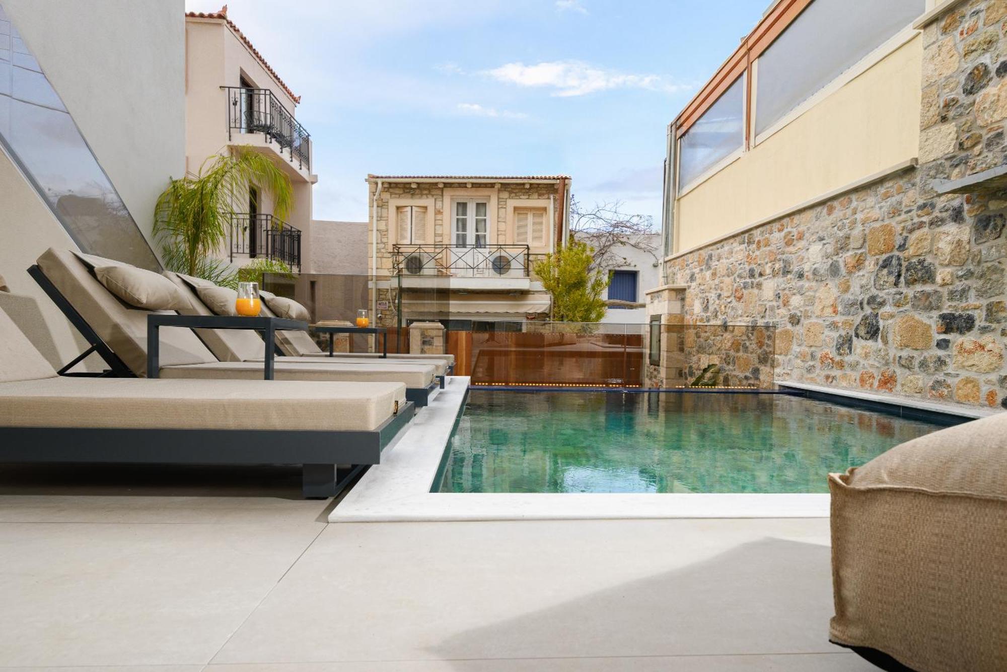 Villa Nicole - Private Pool & Rooftop Jacuzzi Limenas Chersonisou Exterior foto